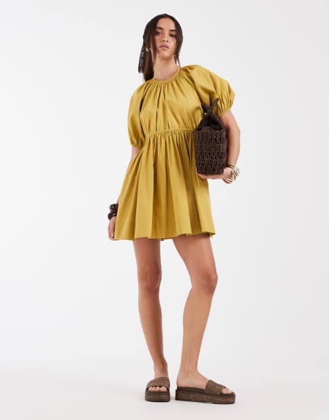 ASOS DESIGN – Ljusbrun miniklänning i poplin med smock och kanalsydd detalj - view 1