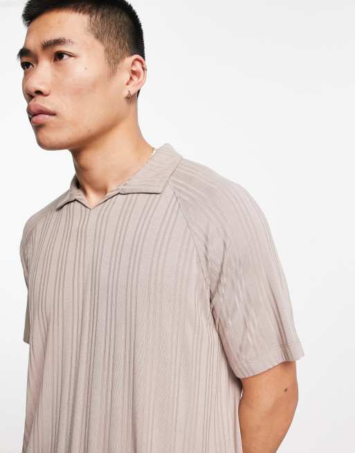 ASOS DESIGN – Ljusbrun, ribbad pikétröja med avslappnad passform och platt krage , 2 av 4