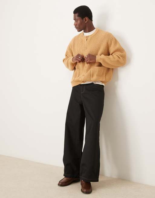 ASOS DESIGN – Ljusbrun, stickad, oversize kofta i kraftig ylleblandning med rund halsringning och boxig passform, 2 av 4