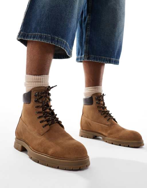 ASOS DESIGN – Ljusbruna arbetsboots i mocka med snörning och kontrastpanel