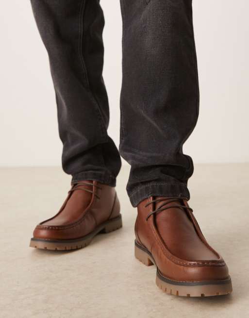 ASOS DESIGN – Ljusbruna boots i läder med apron-söm och grov sula, 4 av 4