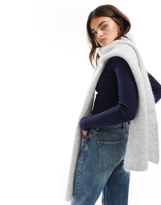 ASOS DESIGN – Ljusgrå halsduk i alpacka - view 1