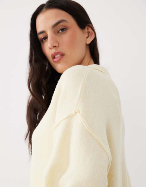 ASOS DESIGN – Ljusgul, stickad kofta i skjortstil med krage och dekorativ söm, 3 av 4