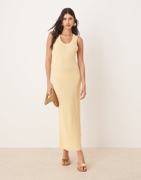 ASOS DESIGN – Ljusgul, strukturstickad midaxiklänning med djup halsringning - view 1