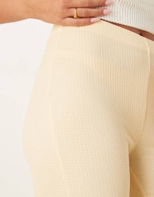 ASOS DESIGN – Ljusgula, krinklade byxor med utsvängd design, 5 av 5