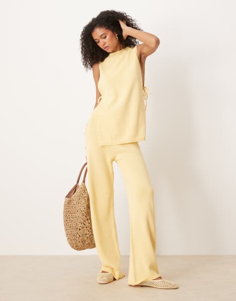ASOS DESIGN – Ljusgula, stilrena byxor med vida ben, del av set - view 1