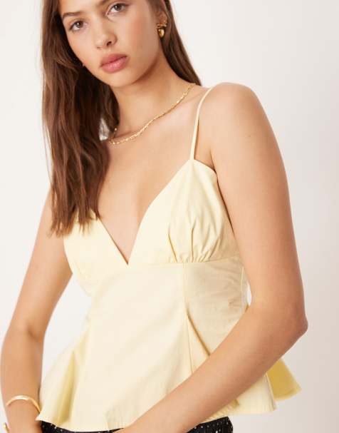 ASOS DESIGN – Ljusgult linne med markerad midja och axelband - view 1