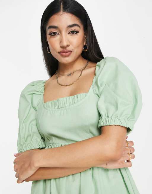 ASOS DESIGN – Ljust kakifärgad smockklänning i minilängd med smockad rygg, 3 av 4