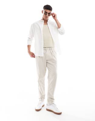 ASOS DESIGN – Lniane szarobeżowe spodnie chinosy z o szerokim kroju z zakładkami