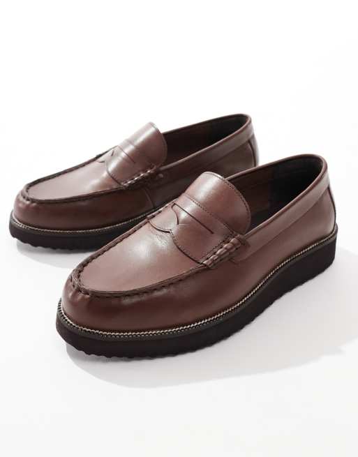 ASOS DESIGN Loafer aus braunem Leder mit schwarzer Sohle