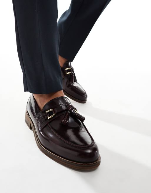 ASOS DESIGN Loafer aus burgunderrotem Leder mit Quaste ASOS