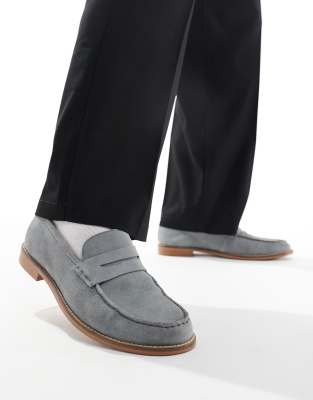  loafer in grey suede with natural sole