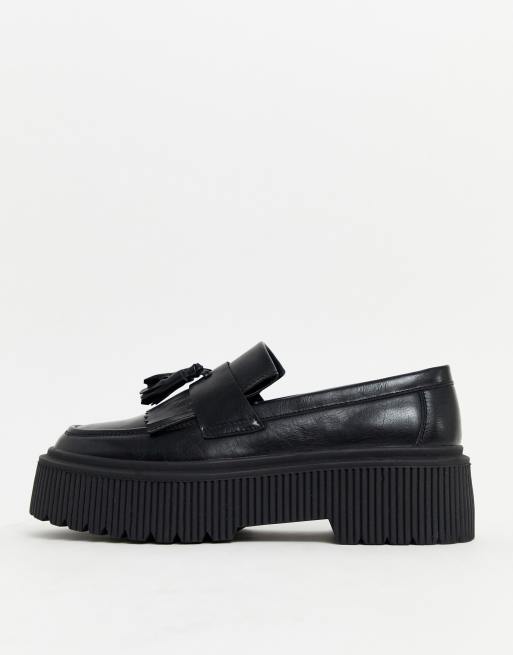 ASOS DESIGN loafers in black faux leather with chunky sole and tassel ...