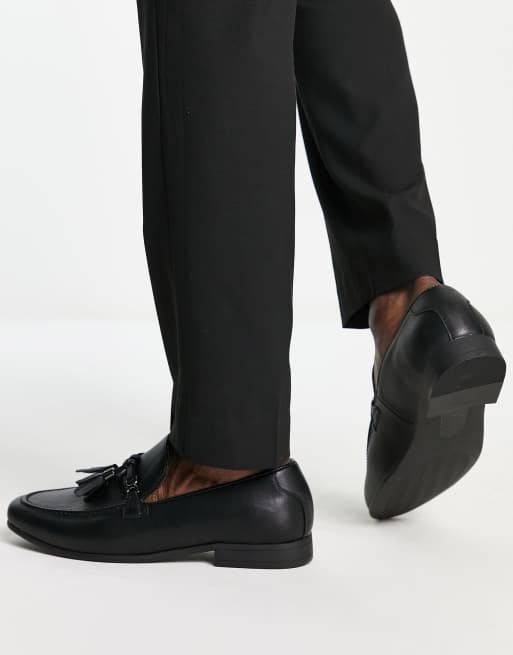 ASOS DESIGN loafers in black faux leather with tassel detail, 2 of 4