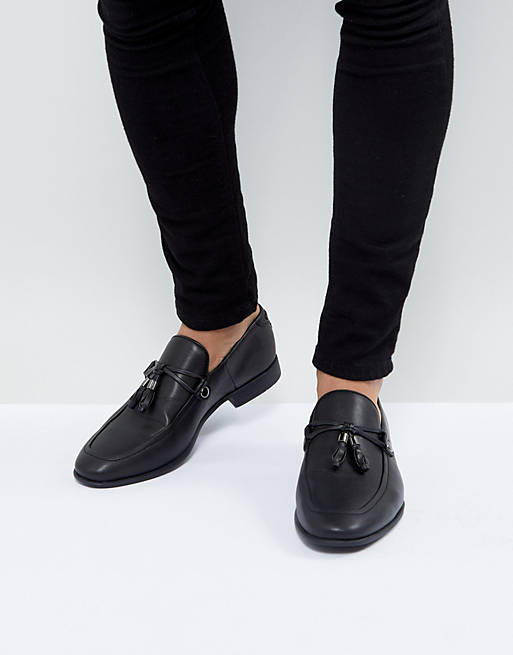 ASOS DESIGN loafers in black faux leather with tassel detail | ASOS