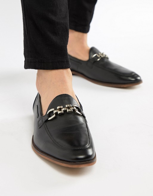 ASOS DESIGN Loafers In Black Leather With Chain | ASOS