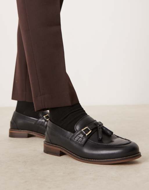 ASOS DESIGN loafers in black leather with gold hardware and tassel