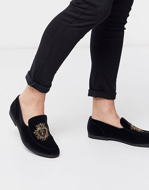 ASOS DESIGN loafers in black velvet with badge detail | ASOS