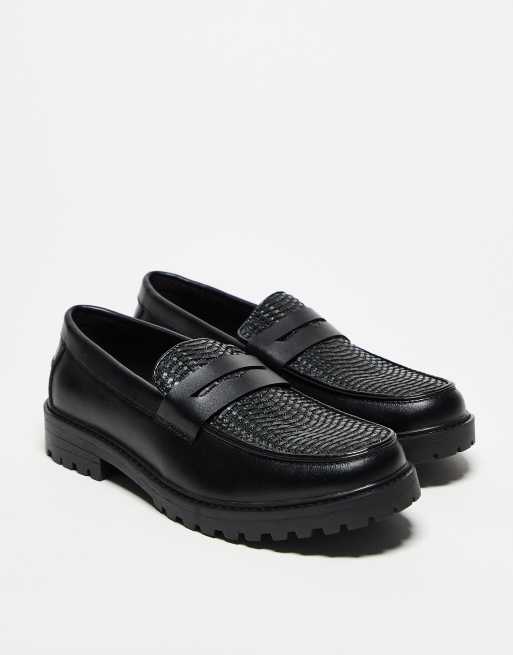 ASOS DESIGN loafers in black with weave apron