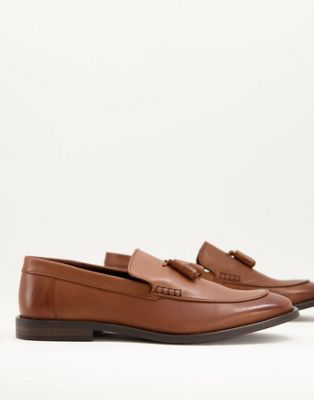 ASOS DESIGN loafers in brown leather with tassel on natural sole
