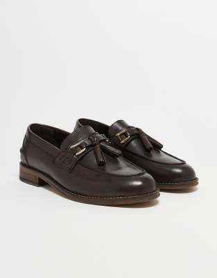 loafers in brown leather with tassel