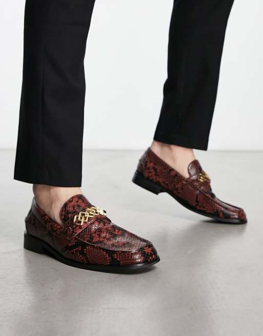 Gucci Leather loafer with snake  Loafers, Gucci loafers, Loafers men