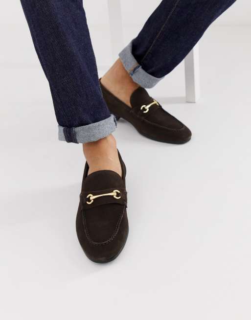 ASOS DESIGN loafers in brown suede with gold snaffle