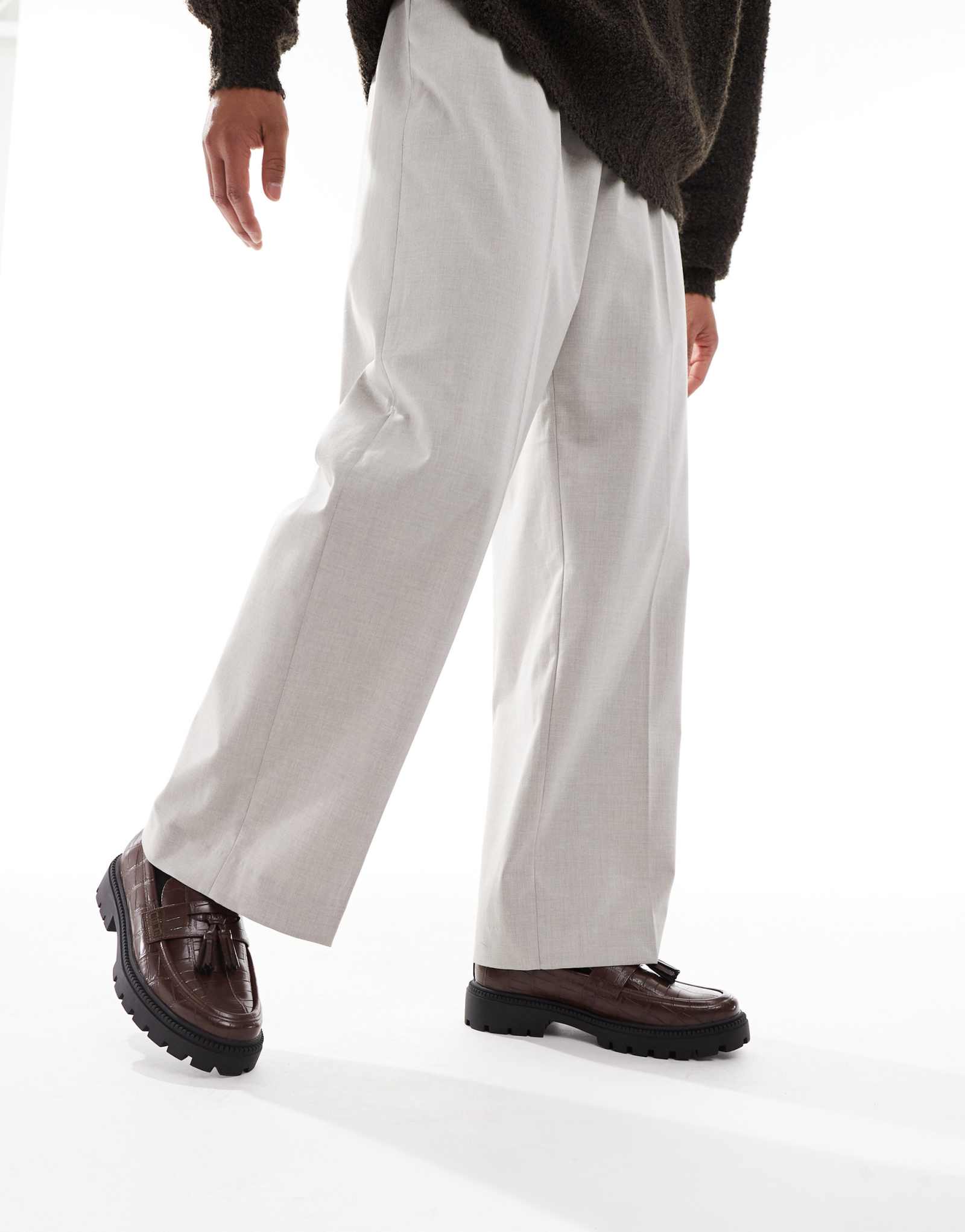 Дизайнерские мокасины ASOS коричневого цвета с западными деталями на рифленой подошве