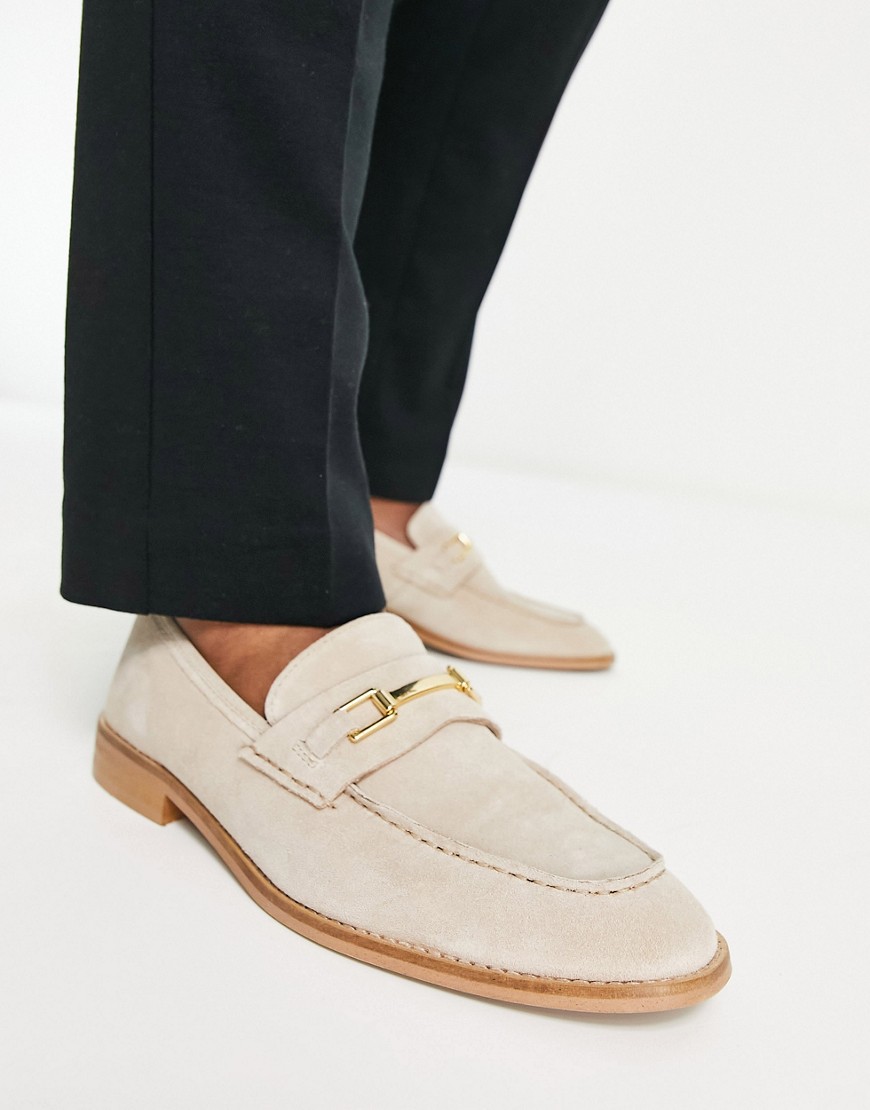 ASOS DESIGN loafers in stone suede with snaffle detail and natural sole-Neutral