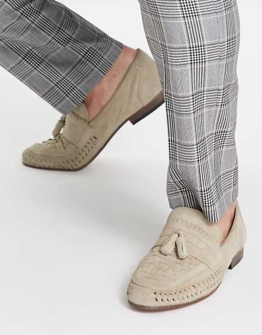 ASOS DESIGN loafers in woven stone suede with tassel detail, 3 of 4