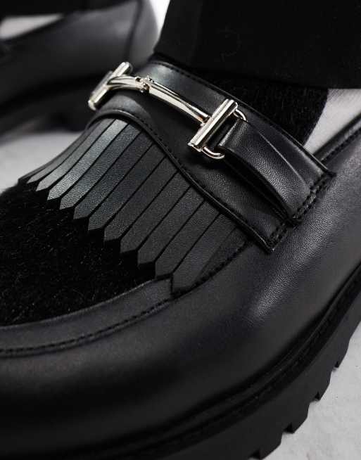 ASOS DESIGN - Loafers met dikke zool en imitatiebont in zwart, 3 van 4