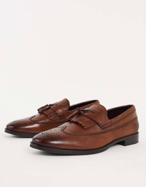 ASOS DESIGN - Loafers van glanzend leer in bruin