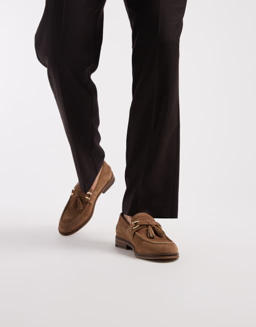 ASOS DESIGN - Loafers van suède in taupe met goudkleurige hardware, 2 van 4