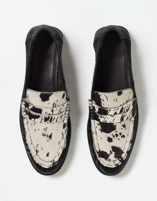 ASOS DESIGN – Loafersy penny ze wzorem w krowie łaty, 3 z 3