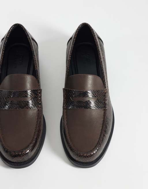 ASOS DESIGN – Loafersy z paskiem, z imitacji skóry węża, 3 z 4
