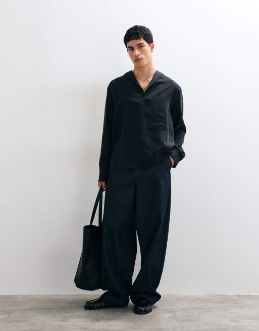 ASOS DESIGN locker fallendes Hemd mit Schalkragen in Schwarz, 2 von 5