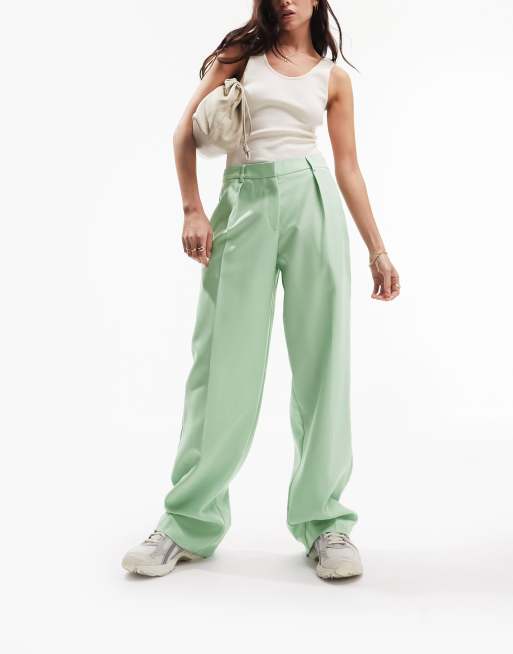 ASOS DESIGN – Locker geschnittene Alltagshose im Boy-Design in Minzgrün