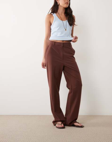 ASOS DESIGN locker geschnittene gerade Anzughose in Schokobraun - view 1