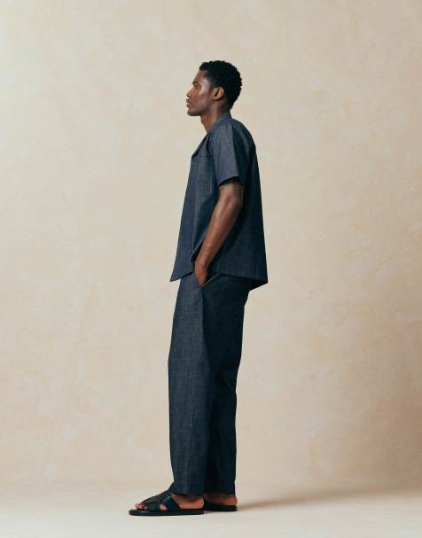 ASOS DESIGN – Locker geschnittene, leichte Jeans in Raw-Waschung, Kombiteil - view 1