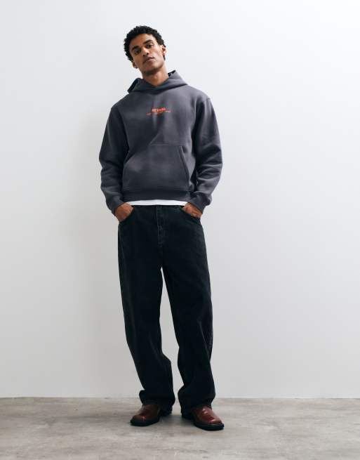 ASOS DESIGN locker geschnittener Boxy-Kapuzenpullover mit Pigment-Print in Grau, 3 von 5