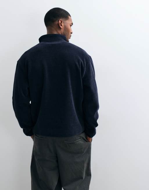 ASOS DESIGN locker geschnittener Fleece-Pullover mit kurzem Reißverschluss in Marineblau, 5 von 5