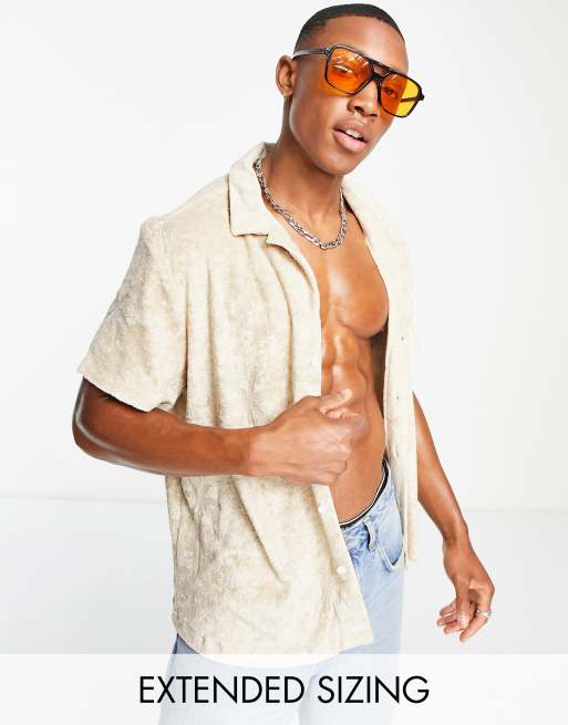 ASOS DESIGN – Locker geschnittenes Frottee-Hemd mit geprägtem Palmenmuster