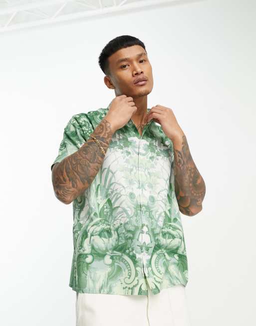 ASOS DESIGN – Locker geschnittenes Hemd in Grün mit Prints