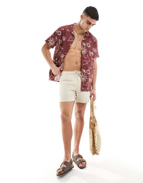 ASOS DESIGN – Locker geschnittenes Hemd in roter Leinenoptik mit Reverskragen und Muster mit astrologischen Motiven - view 1