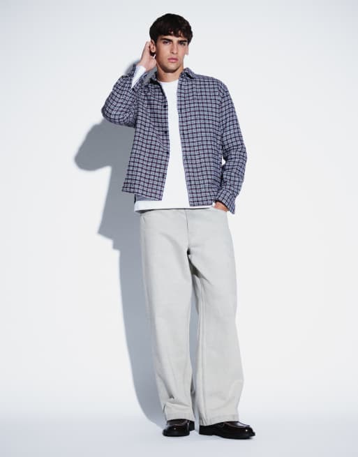 ASOS DESIGN locker geschnittenes kariertes Hemd mit abgestuftem Saum in Marineblau, 2 von 5