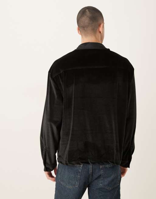 ASOS DESIGN – Locker geschnittenes, kastiges Hemd aus schwarzem Velours mit langen Ärmeln, 3 von 5