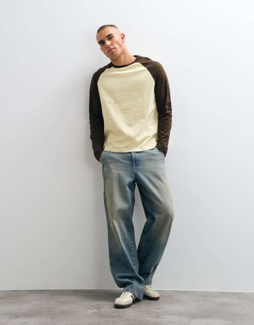 ASOS DESIGN locker geschnittenes Langarm-Raglan-T-Shirt in Braun und Gelb, 4 von 10