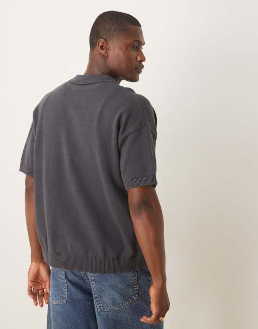 ASOS DESIGN – Locker geschnittenes Polohemd aus mittelschwerem Baumwollstrick in Anthrazit mit Knopfleiste, 4 von 4