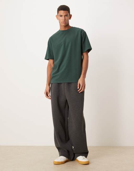 ASOS DESIGN – Locker geschnittenes T-Shirt aus Bouclé in Dunkelgrün , 2 von 5