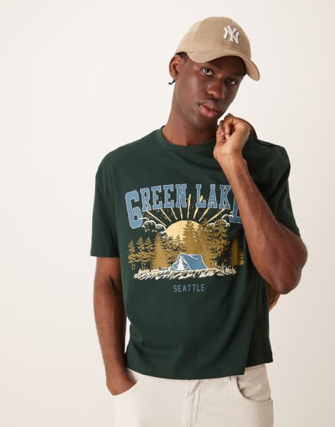 ASOS DESIGN – Locker geschnittenes T-Shirt in Grün mit Landschafts-Print auf der Vorderseite - view 1